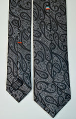 RAVEN GRAY, LIGHT GRAY AND LIQUORICE SEVEN FOLDS SILK LIMITED EDITION NECKTIE, PAISLEY MOTIFS, JACQUARD FABRIC WEAVE -TIE SHOP ROME