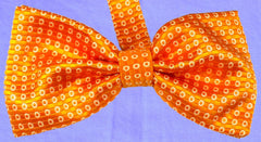 SAFETY ORANGE, WHITE, MICROPATTERNS, READY-TIED SILK BOWTIE - CRAVATTA PAPILLON IN SETA, ARANCIONE, FANTASIE BIANCHE TIE SHOP ROME