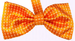 SAFETY ORANGE, WHITE, MICROPATTERNS, READY-TIED SILK BOWTIE - CRAVATTA PAPILLON IN SETA, ARANCIONE, FANTASIE BIANCHE TIE SHOP ROME