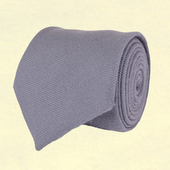 SOLID GREY LIMITED EDITION WOOL NECKTIE, HANDMADE IN ITALY, BASKET WEAVE FABRIC  - CRAVATTA IN LANA GRIGIO VESTITO A TINTA UNITA, FABRICATA A MANO IN ITALIA EDIZIONE LIMITATA- TIESHOPROME OFFWHITE SHIRT