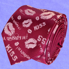 BURGUNDY KISS